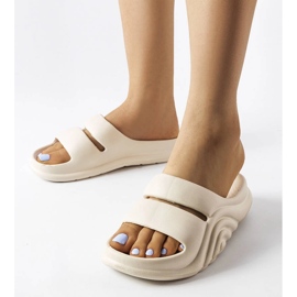 Beige rubber slides from Geneve 1