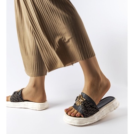 Black rubber decorative slides from Bérard 1