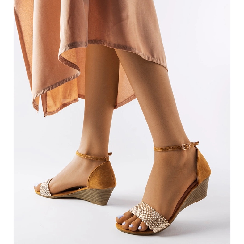 Gold Veltri wedge sandals golden 1