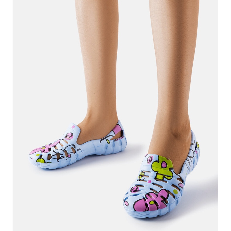 Blue rubber sliders with a Finley pattern 1