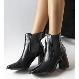Black ankle boots with imitation crocodile leather from Weigall 1