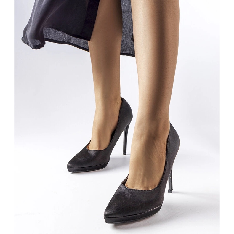 Inna Silje black satin pumps 1