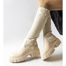 Beige boots with a flexible upper from Courcelle 1