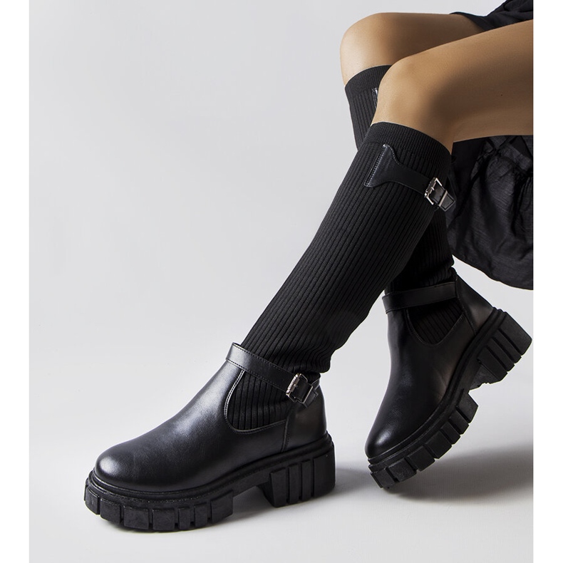 Black boots with a stretchy upper from Courcelle 1