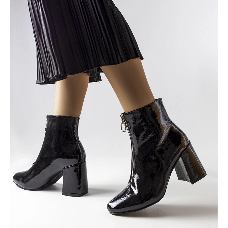 Black patent boots with a silver Soutter zipper 1