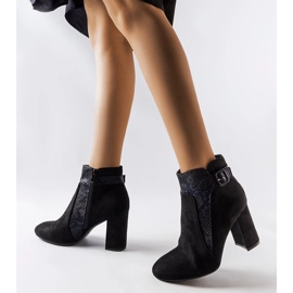 Black boots with a snake insert in eco suede Daamen 2