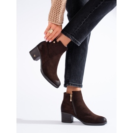 W. Potocki Classic brown women's boots on the Potocki post 1