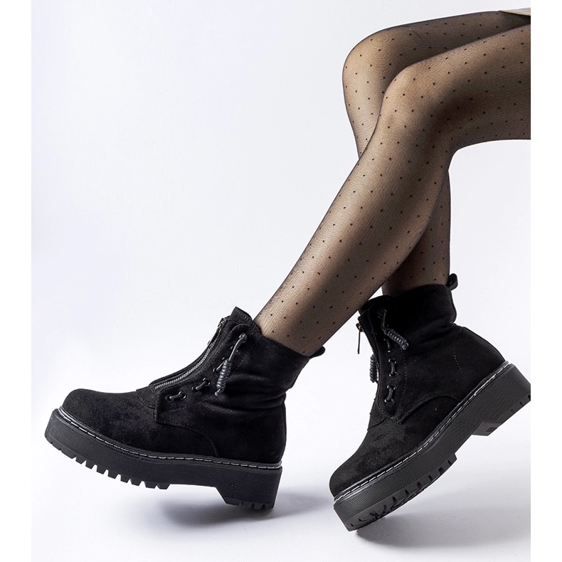 Black Doganella ankle boots with a zipper 1