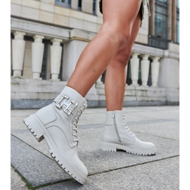 Inna Beige workers' hats with decorative Guevara zircons 1