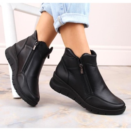 Comfortable, insulated leather wedge boots Helios W H594A, black 1
