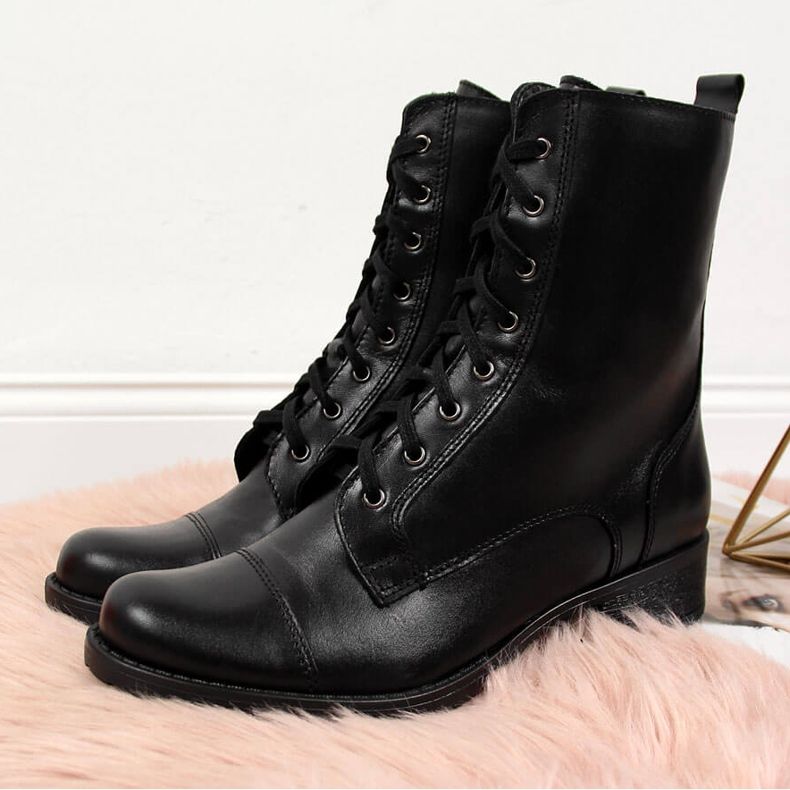 Women's insulated black leather boots by Dolce Pietro 1 Women's insulated black leather boots by Dolce Pietro 1