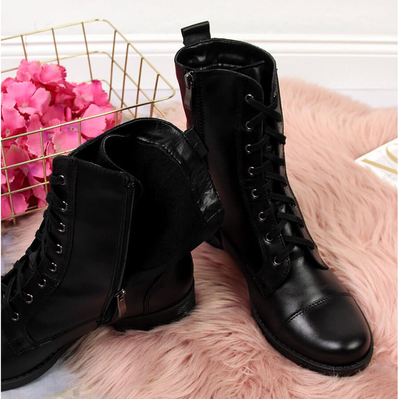 Women's insulated black leather boots by Dolce Pietro 2 Women's insulated black leather boots by Dolce Pietro 2