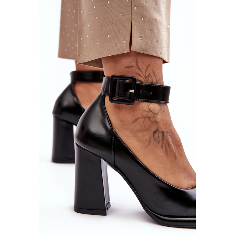 WS1 Black Heeled Pumps With Buckle Idovana 2