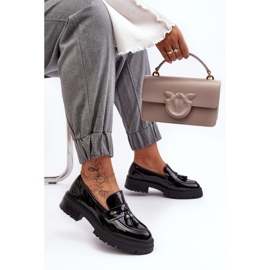 WD1 Patent Leather Loafers With Fringes, Black Velenase 2