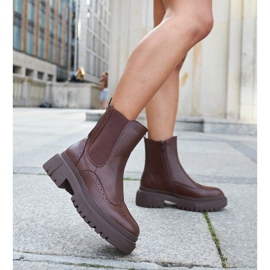 Brown ankle boots decorated with Castella stitching 2