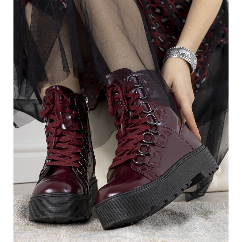 Maroon boots on a high Orane sole red 1