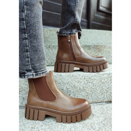 Women's Veris Workers brown 2