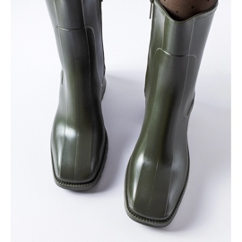 Green zipped Wellington boots with a Maggiore block 1