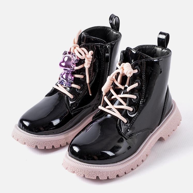 Evento Black and pink patent boots with an Orso teddy bear 1