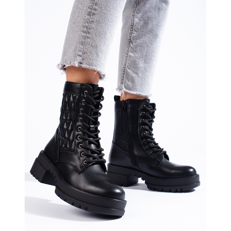 Women's baggies with a ruffled upper black 1