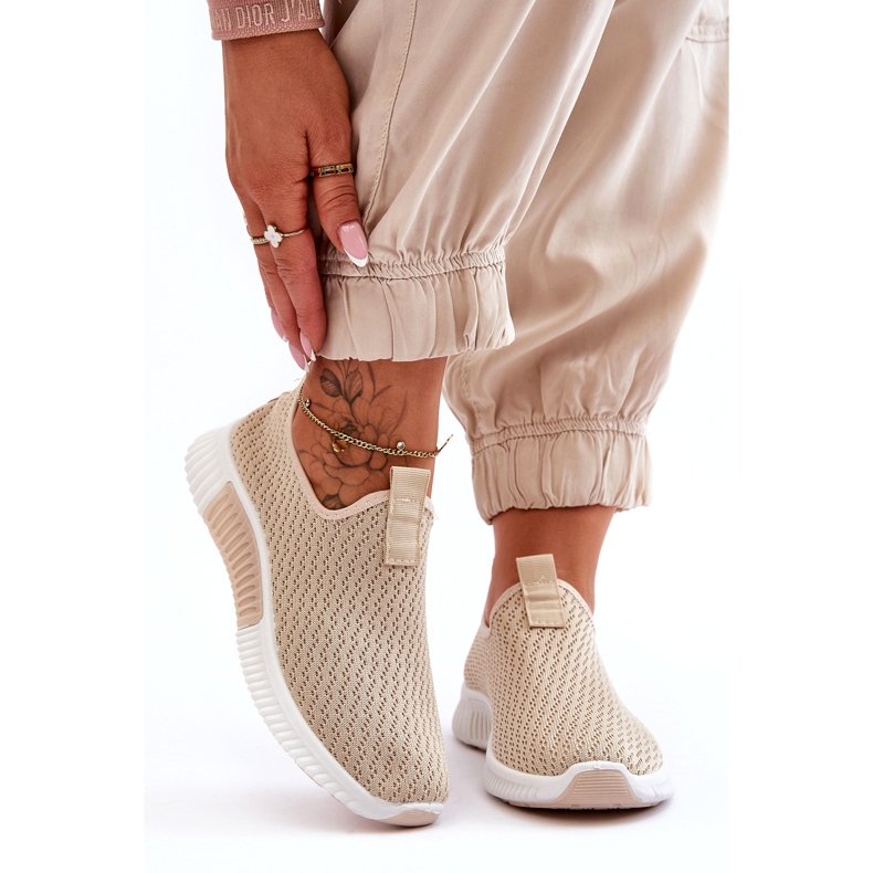 Classic Women's Slip-On Sports Shoes, Beige 2