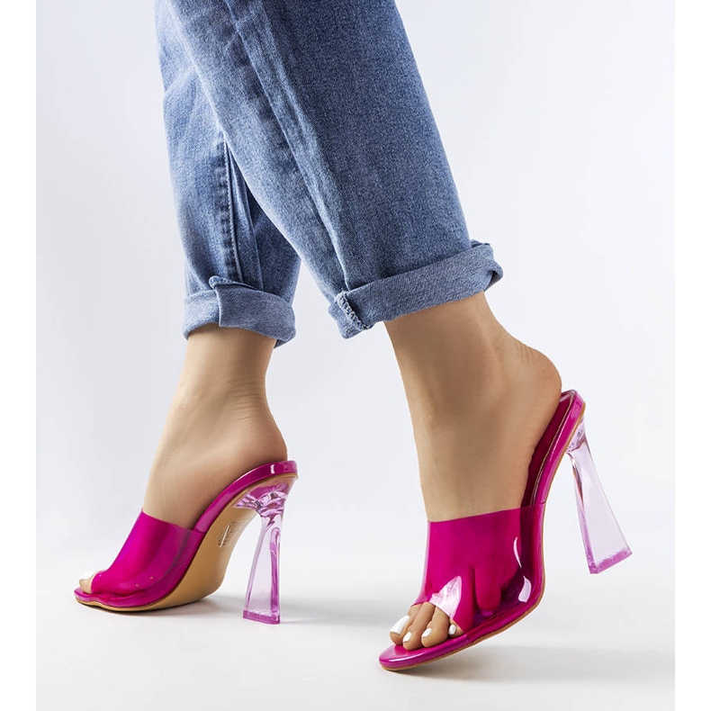 Pink transparent sliders from Clichy 2