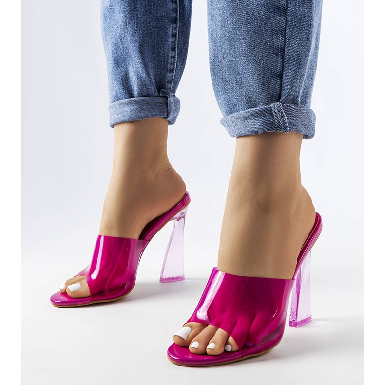 Pink transparent sliders from Clichy 1