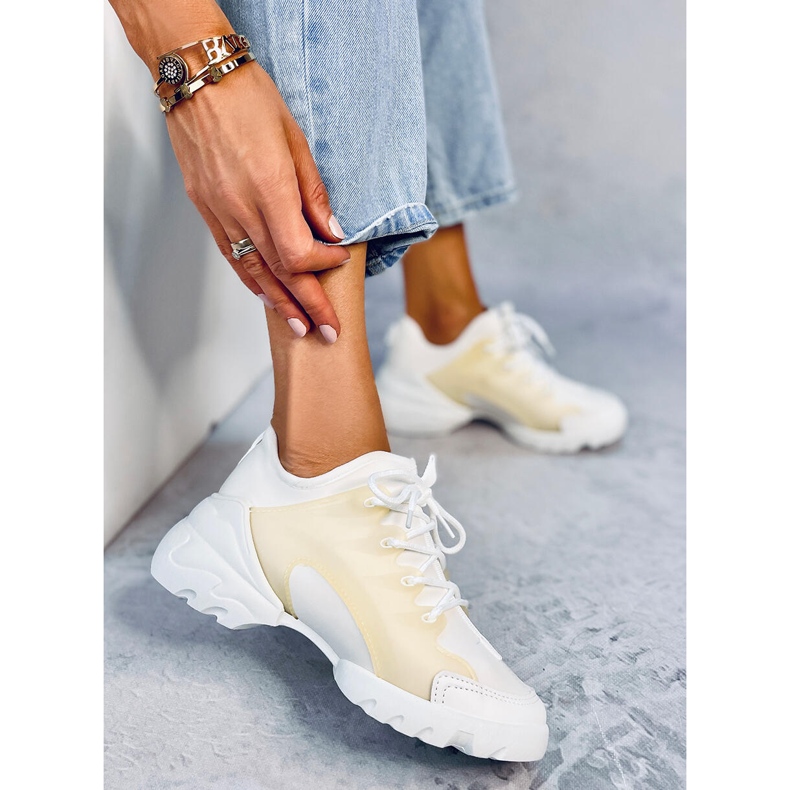 Setlu White trainers 2