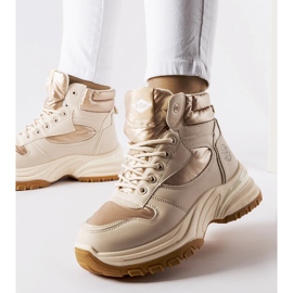 Beige boots Lee Cooper LCJ-23-44-1972L 1