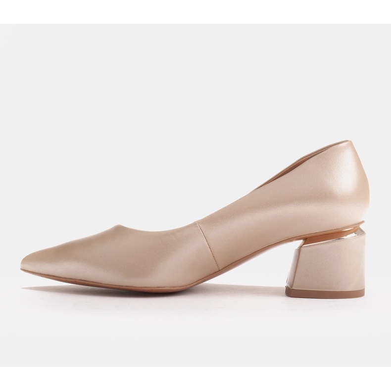 Marco Shoes Pumps made of genuine leather with a silver heel detail beige 1 Marco Shoes Pumps made of genuine leather with a silver heel detail beige 1