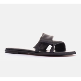 Marco Shoes Leather flip flops on a flat bottom black 1