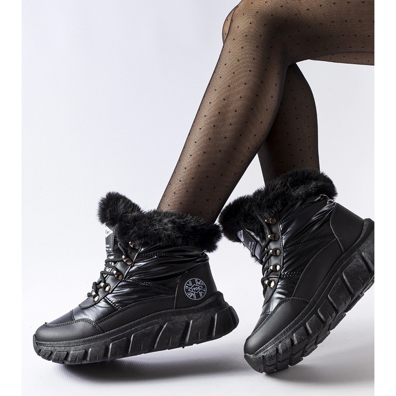 Black Lee Cooper LCJ-23-44-1955L snow boots 1