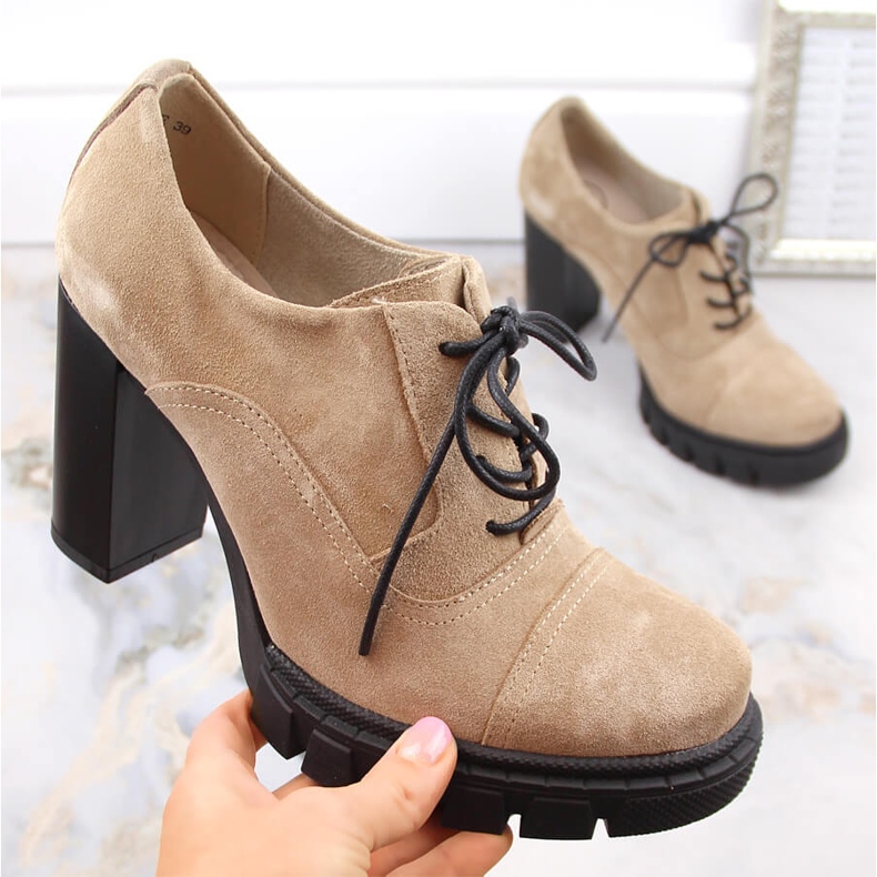 Women's leather suede shoes on a high heel and platform, beige Filippo DP4918 1