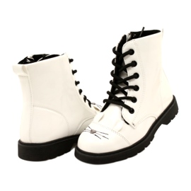 Girls lacquered boots Miss 21Dz23-4309 white 3 Girls lacquered boots Miss 21Dz23-4309 white 3