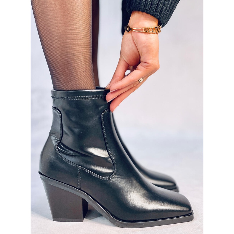 High heels from Arya Black 2