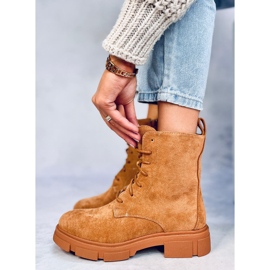 Zoe Camel lace-up workers brown 1