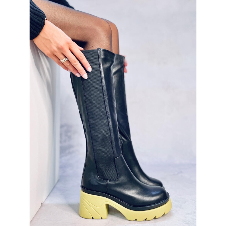 Boots with colored soles from Woods BLACK/BLUE 2