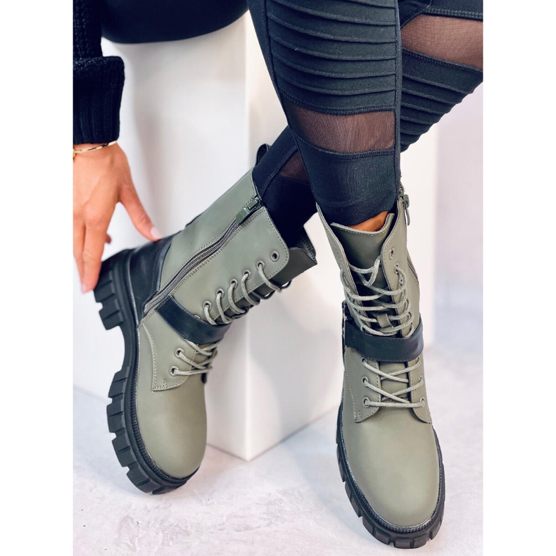 Kieran Green flat lace-up boots 2