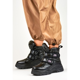 Black women's snow boots with velcro 2