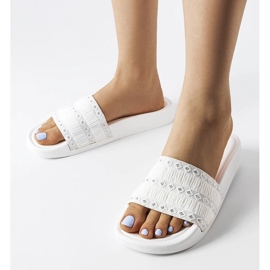 White sliders decorated with ruffles by Ernest 1