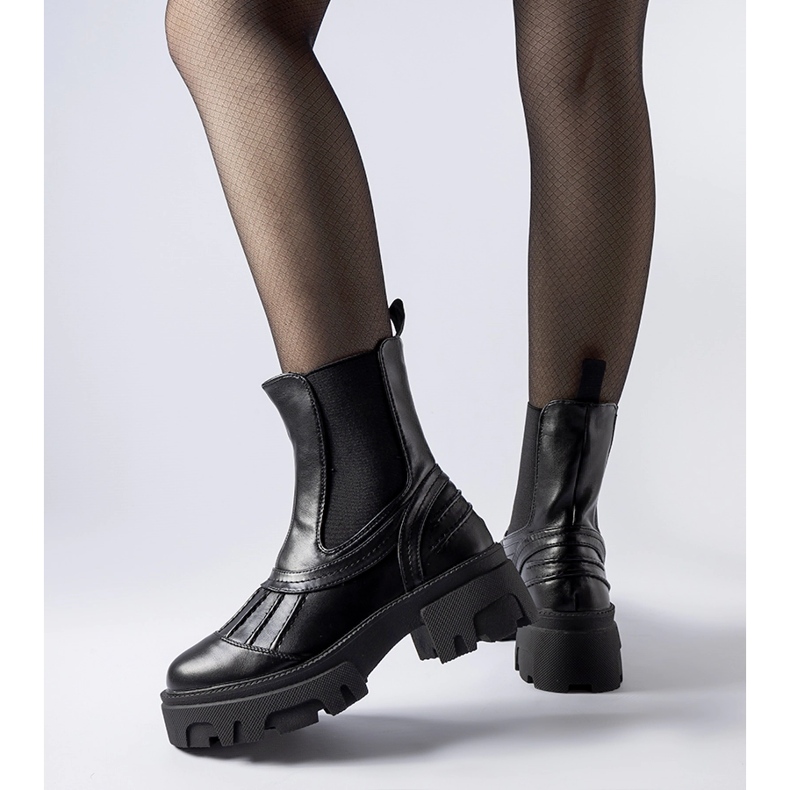 Black massive insulated Carruba workers 1