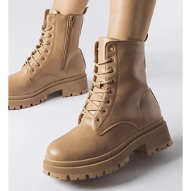 Beige insulated women's Chirico workers 1