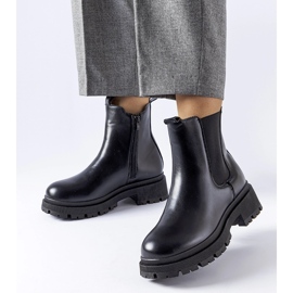 Black insulated classic Olmedo boots 1