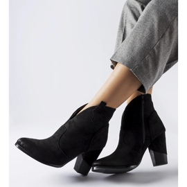 Black cut-out insulated Brunilde cowboy boots 1