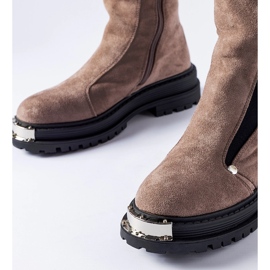 Brown insulated ankle boots with decorative toe Bologna 1