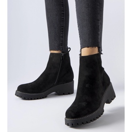 Black insulated ankle boots with thick Pieve sole 1
