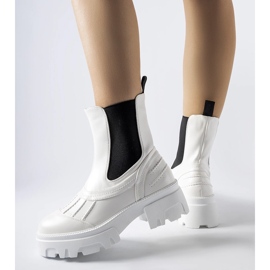 White massive insulated Carruba workers 1