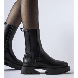 Black insulated Mombello boots 1