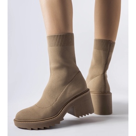 Dark beige ankle boots with a flexible upper Cadiz 1