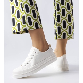 White sneakers on the platform Big Star LL274968 1